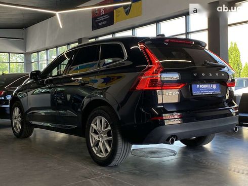 Volvo XC60 2019 - фото 11