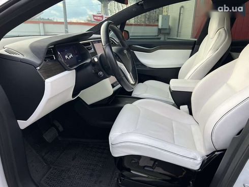 Tesla Model X 2016 - фото 22