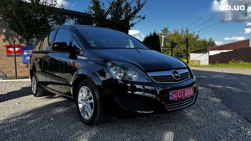 Opel Zafira 2009 - фото 4