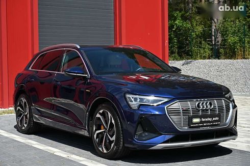 Audi E-Tron 2022 - фото 3