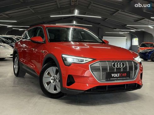 Audi E-Tron 2020 - фото 2