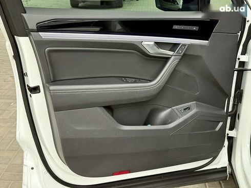 Volkswagen Touareg 2023 - фото 25
