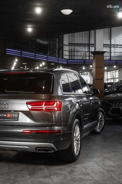 Audi Q7 2015 - фото 9