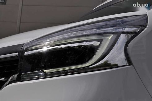 Renault Trafic 2021 - фото 16