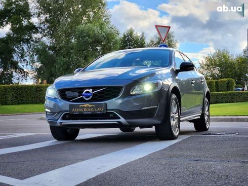 Volvo S60 2016 - фото 2