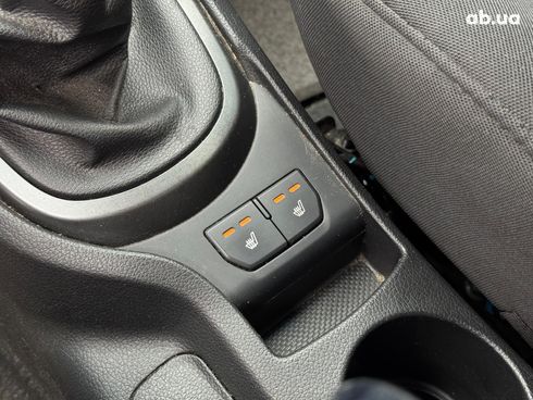 Kia Rio 2013 белый - фото 26
