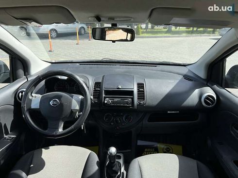 Nissan Note 2011 - фото 11