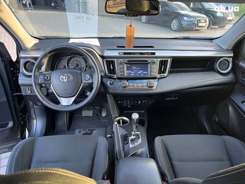 Toyota RAV4 2014 коричневый - фото 20