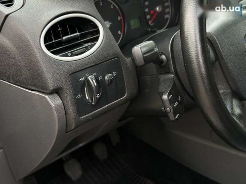 Ford Focus 2005 - фото 19