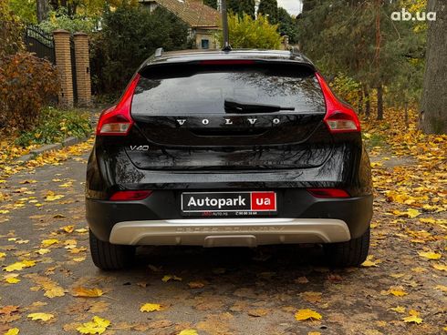 Volvo V40 2015 черный - фото 8