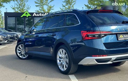 Skoda Superb 2022 - фото 7