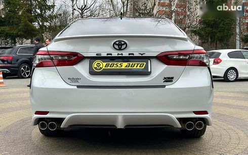 Toyota Camry 2024 - фото 6