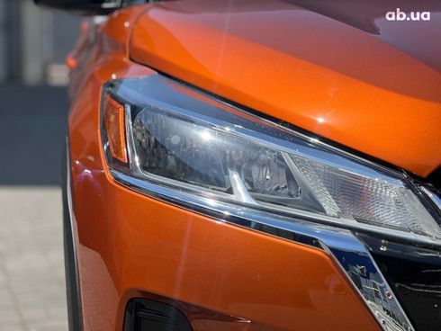 Nissan Kicks 2023 оранжевый - фото 6