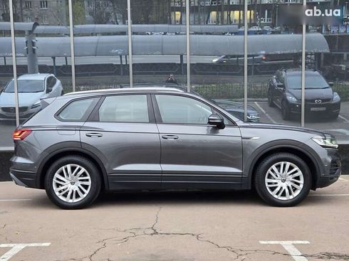 Volkswagen Touareg 2021 - фото 7