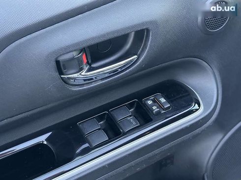 Toyota Aqua 2015 - фото 16