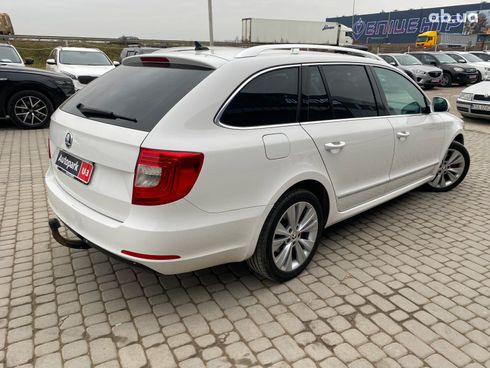 Skoda Superb 2015 белый - фото 5