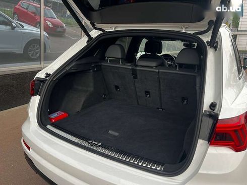 Audi Q3 2021 - фото 23