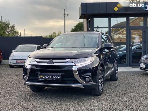 Mitsubishi Outlander 2018 - фото 2