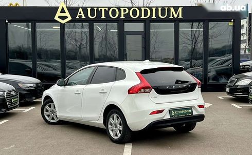 Volvo V40 2013 - фото 10