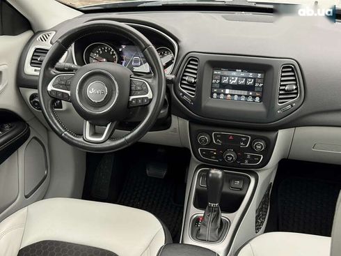 Jeep Compass 2020 - фото 25