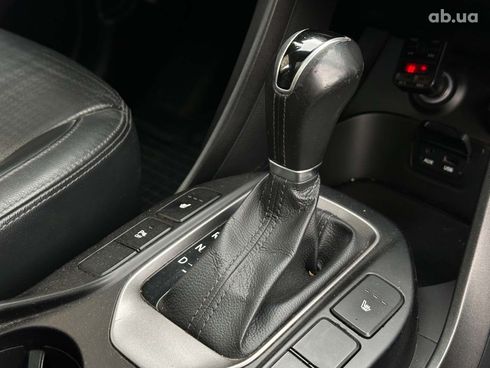 Hyundai Santa Fe 2013 белый - фото 22