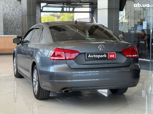 Volkswagen Passat 2013 серый - фото 5