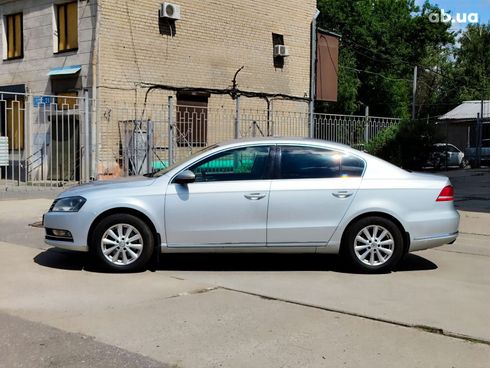 Volkswagen passat b7 2012 серый - фото 3