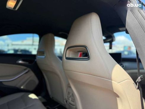 Mercedes-Benz CLA-Класс 2018 - фото 23