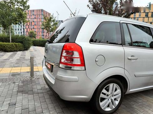 Opel Zafira 2009 - фото 20