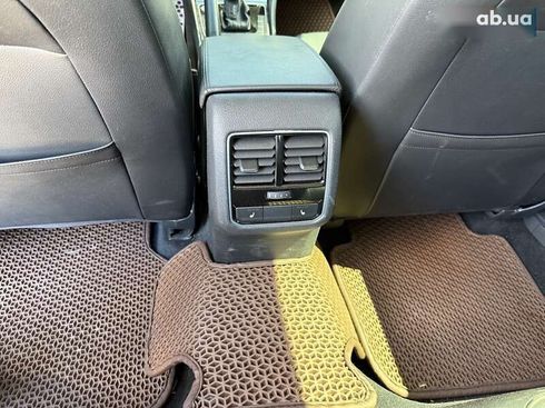 Volkswagen Passat 2018 - фото 11