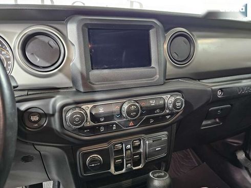 Jeep Wrangler 2021 - фото 26