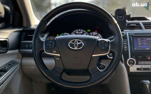Toyota Camry 2013 - фото 10