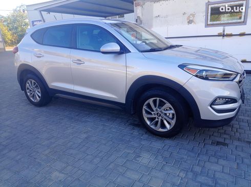 Hyundai Tucson 2016 - фото 11