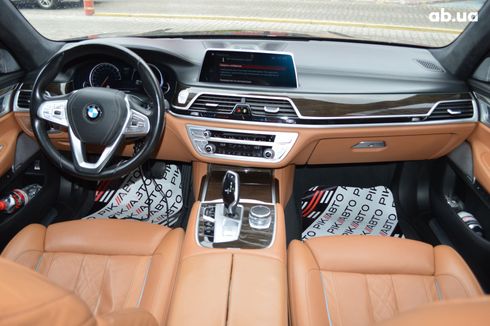 BMW 7 серия 2018 - фото 2