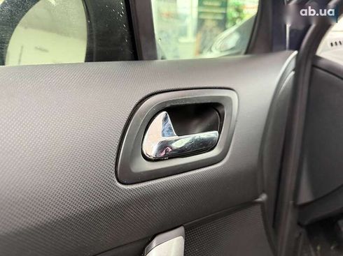 Peugeot 308 2012 - фото 18