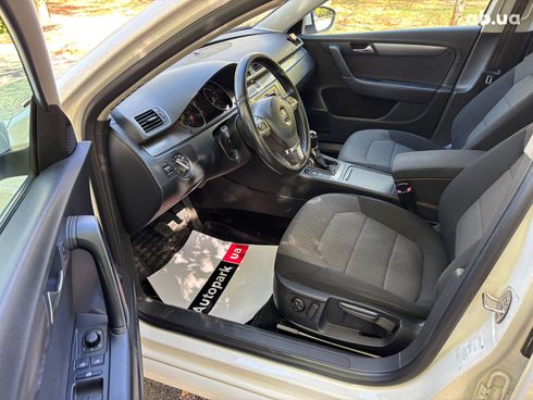 Volkswagen passat b7 2014 белый - фото 14