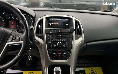Opel Astra 2011 - фото 14