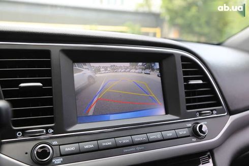 Hyundai Elantra 2016 - фото 18