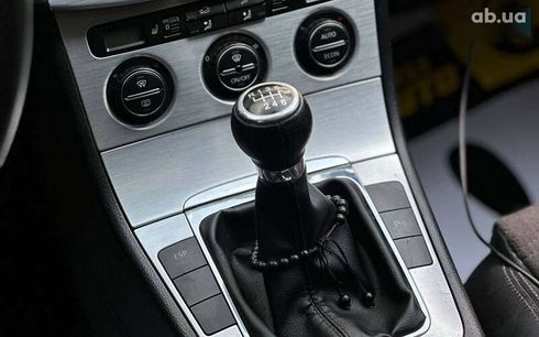 Volkswagen Passat 2006 - фото 14