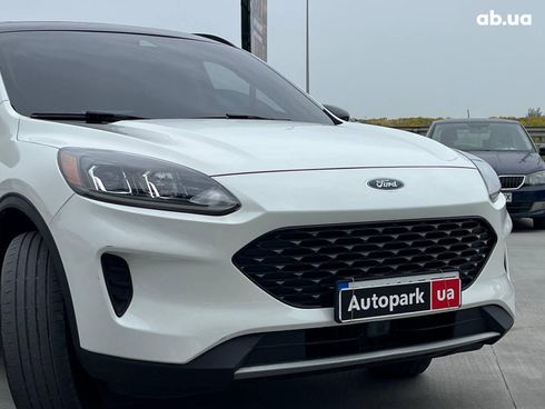 Ford Escape 2020 белый - фото 12