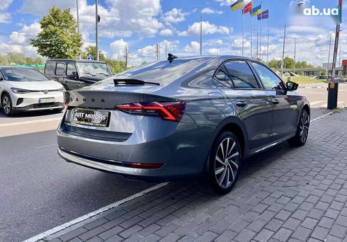 Skoda Octavia 2023 - фото 10