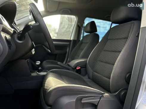 Volkswagen Touran 2008 - фото 27