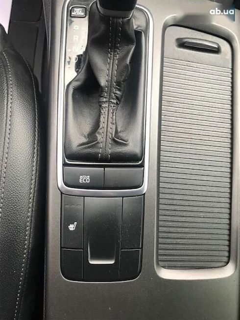 Kia K5 2017 - фото 10