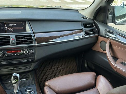 BMW X5 2012 - фото 25