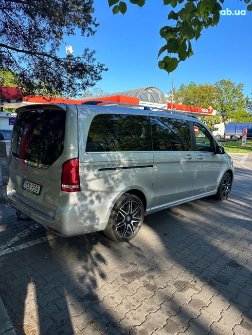 Mercedes-Benz V-Класс 2017 серебристый - фото 9