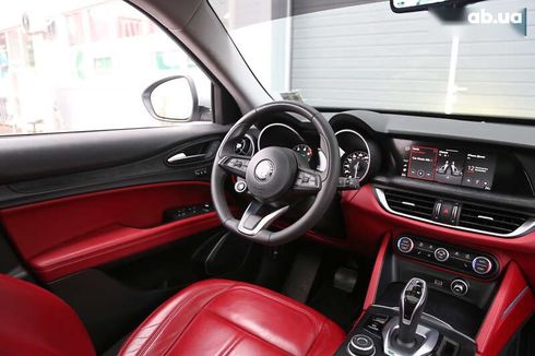 Alfa Romeo Stelvio 2020 - фото 13