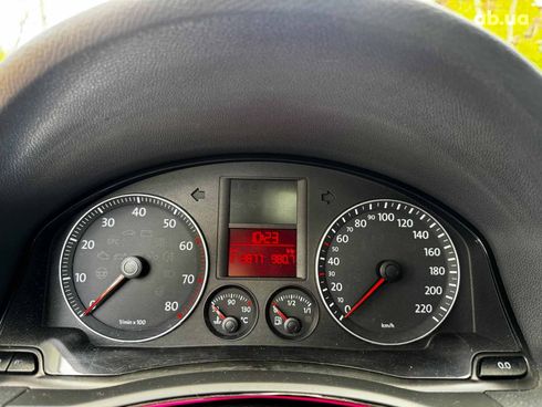 Volkswagen Golf 2004 черный - фото 14