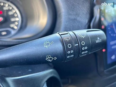 Jeep Renegade 2016 - фото 21
