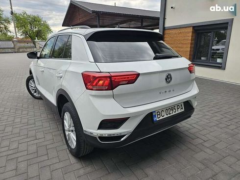 Volkswagen T-Roc 2017 - фото 19