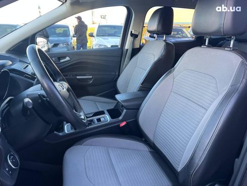 Ford Escape 2017 красный - фото 17